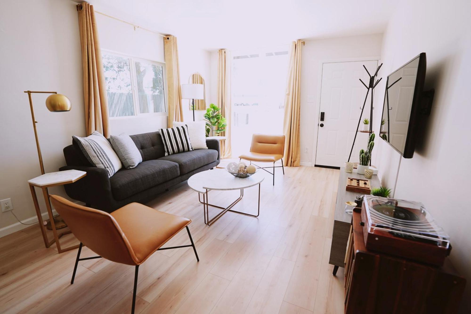 Centrally Located! Remodeled! Huge Backyard! The White House Albuquerque Extérieur photo