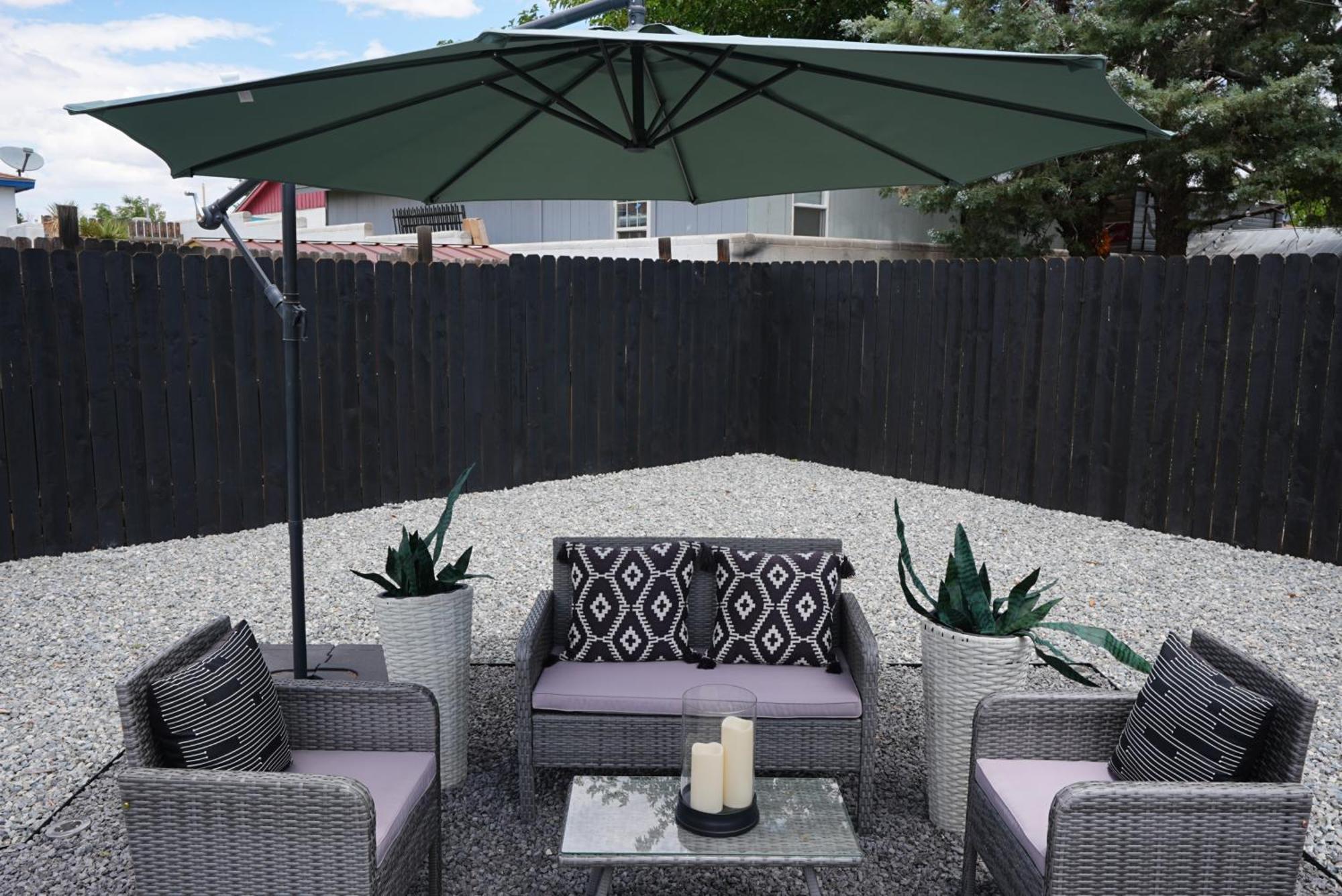 Centrally Located! Remodeled! Huge Backyard! The White House Albuquerque Extérieur photo